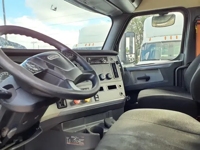 2020 FREIGHTLINER/MERCEDES NEW CASCADIA 126
