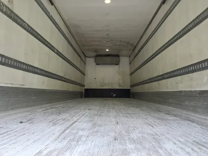 2018 FREIGHTLINER M2 106