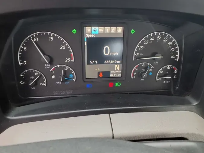 2020 FREIGHTLINER/MERCEDES NEW CASCADIA 116
