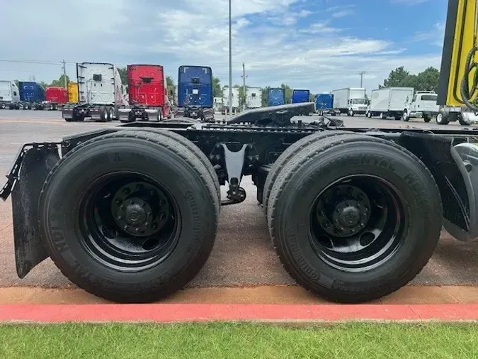 2020 INTERNATIONAL RH613
