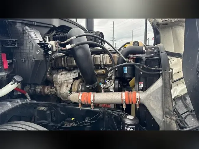 2020 FREIGHTLINER CA126