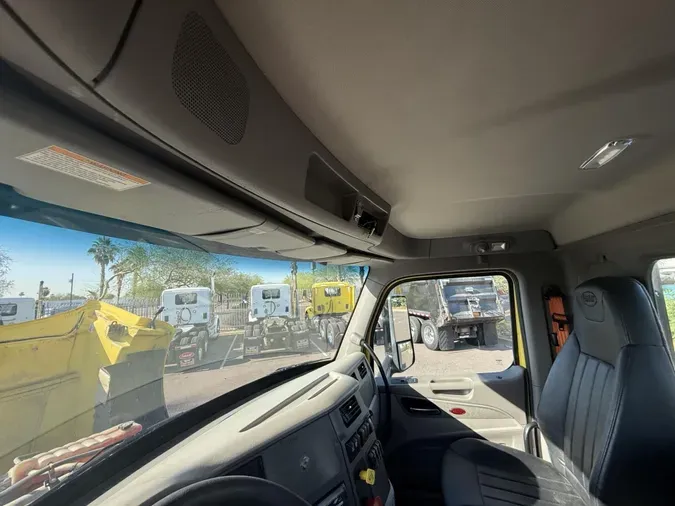 2021 Peterbilt 579