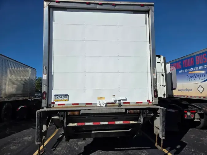 2019 FREIGHTLINER M2 106