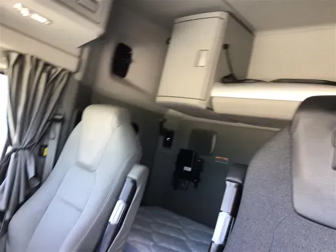 2019 KENWORTH T680
