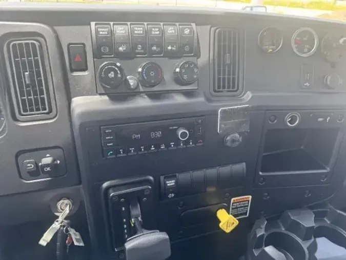 2023 International MV6072adee7702285db7cda9d5ac85c173491