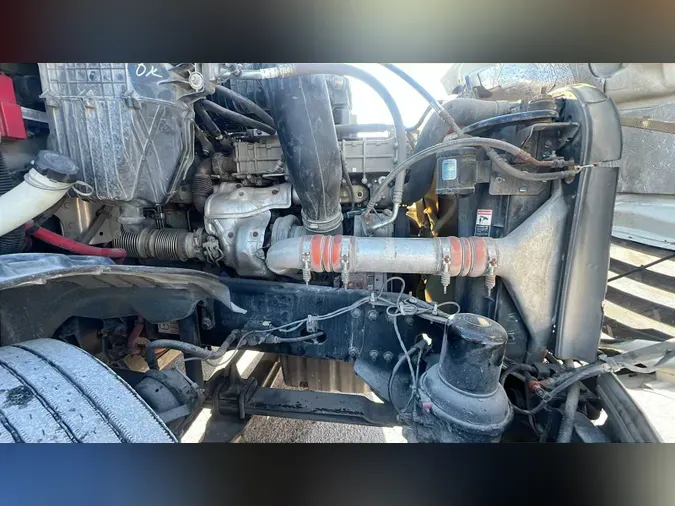 2021 Freightliner Cascadia 126