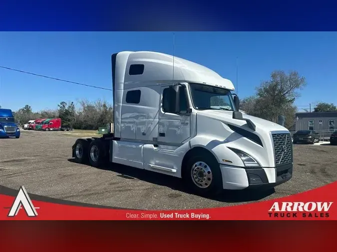 2020 VOLVO VNL760