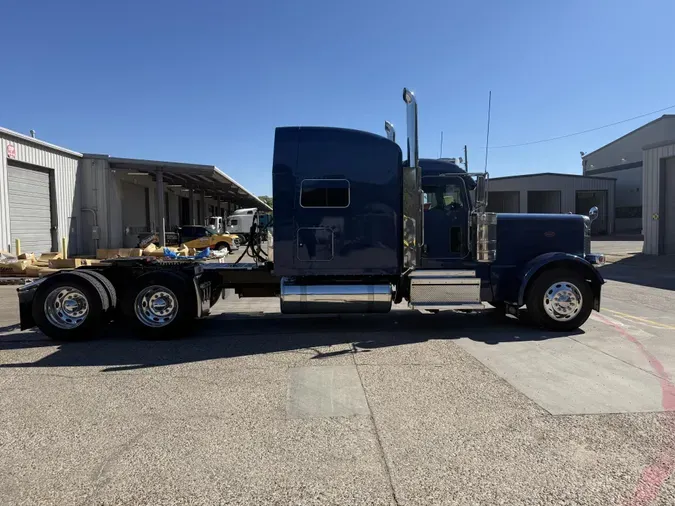 2024 Peterbilt 389