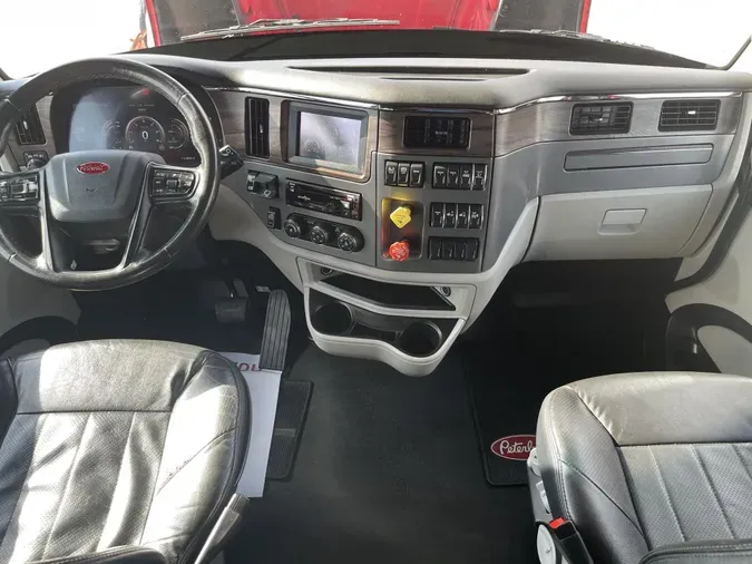 2023 Peterbilt 5792aedebdce8ba56ad15bec0e25f7b726a