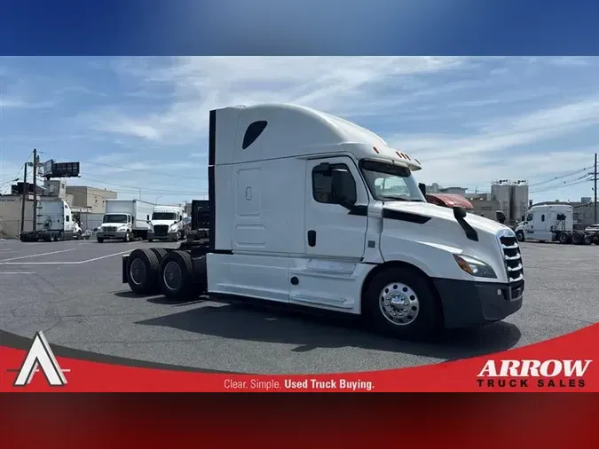 2019 FREIGHTLINER CA126