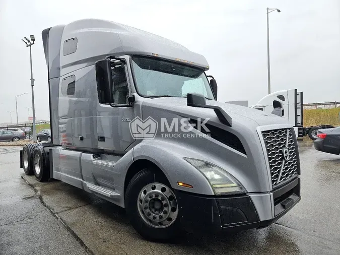 2019 VOLVO VNL64T760