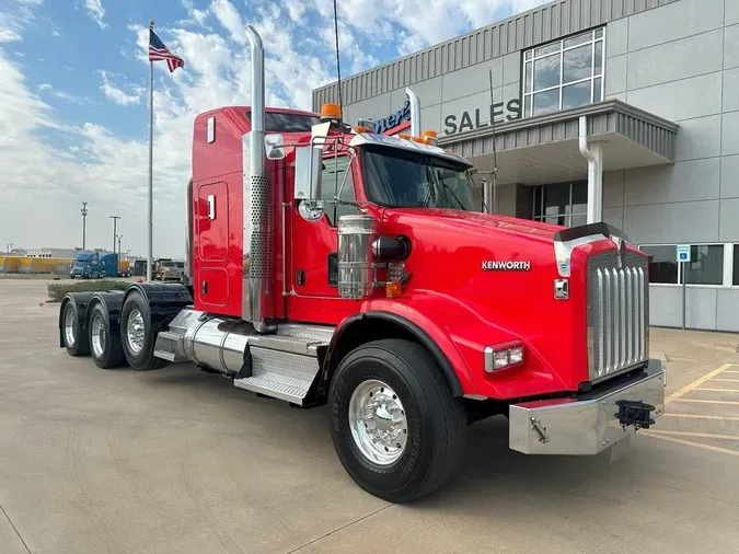 2018 KENWORTH T800