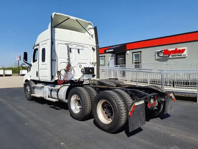 2020 FREIGHTLINER/MERCEDES NEW CASCADIA 116