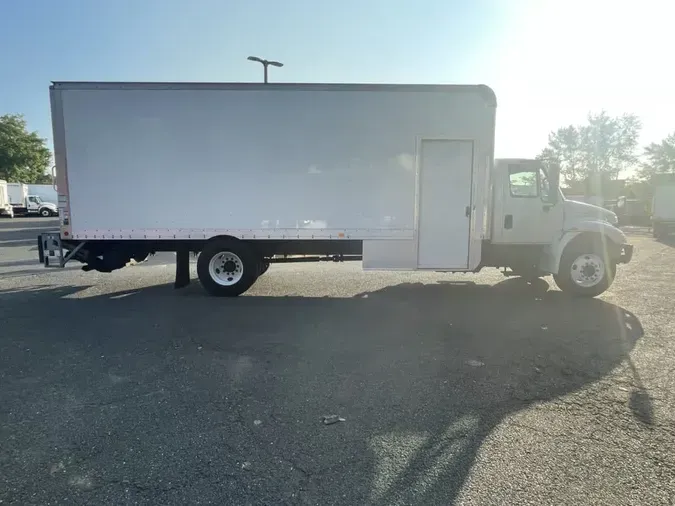 2018 NAVISTAR INTERNATIONAL 4300 LP