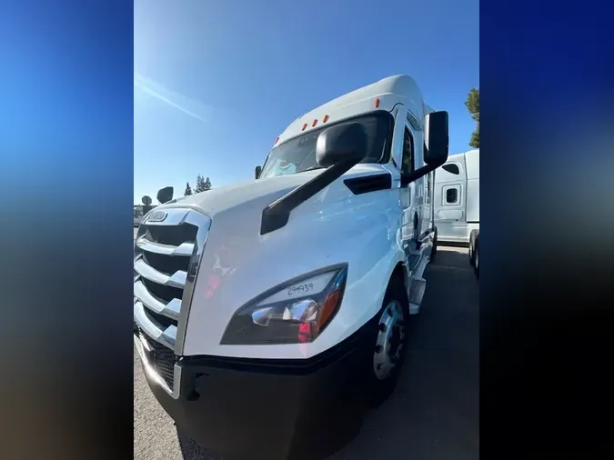 2021 FREIGHTLINER/MERCEDES NEW CASCADIA PX12664