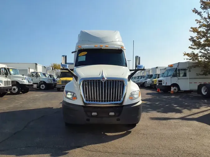 2019 NAVISTAR INTERNATIONAL LT625 SLPR CAB