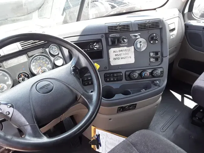 2019 FREIGHTLINER CASCADIA 125