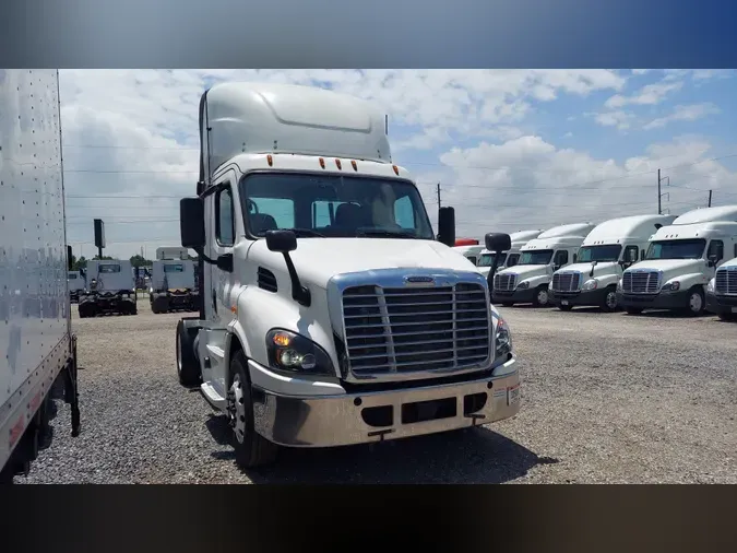 2018 FREIGHTLINER/MERCEDES CASCADIA 113