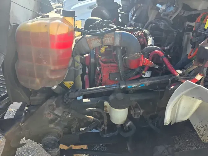 2019 NAVISTAR INTERNATIONAL 4300