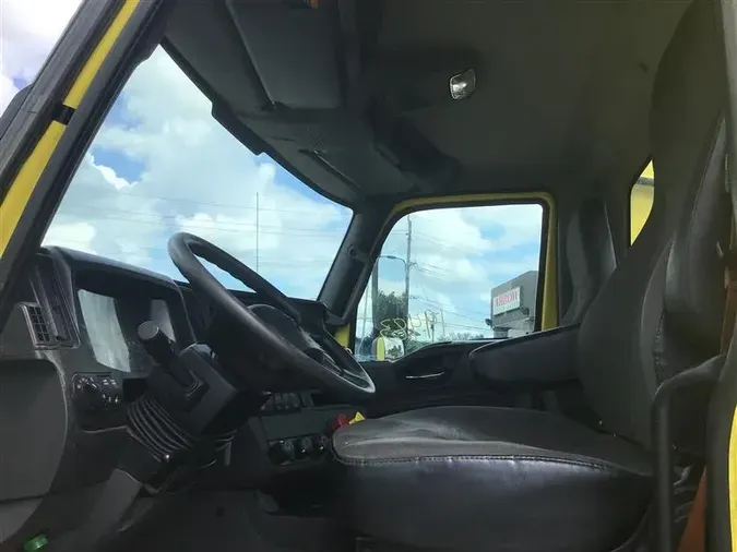 2019 INTERNATIONAL RH613