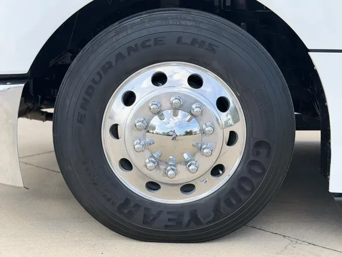 2024 Kenworth T680