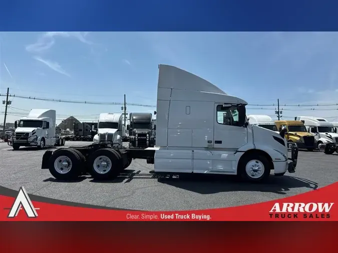 2020 VOLVO VNR640