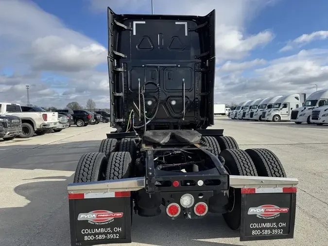 2023 Freightliner Cascadia&reg;
