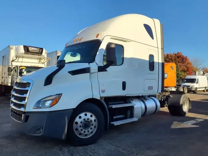 2021 FREIGHTLINER/MERCEDES NEW CASCADIA PX126642b0a5b92881a6032aede292a711d4207