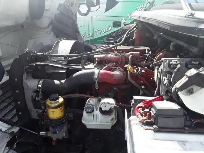 2016 FREIGHTLINER/MERCEDES M2 106