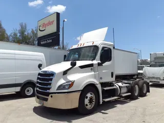 2019 FREIGHTLINER NEW CASCADIA PX12664
