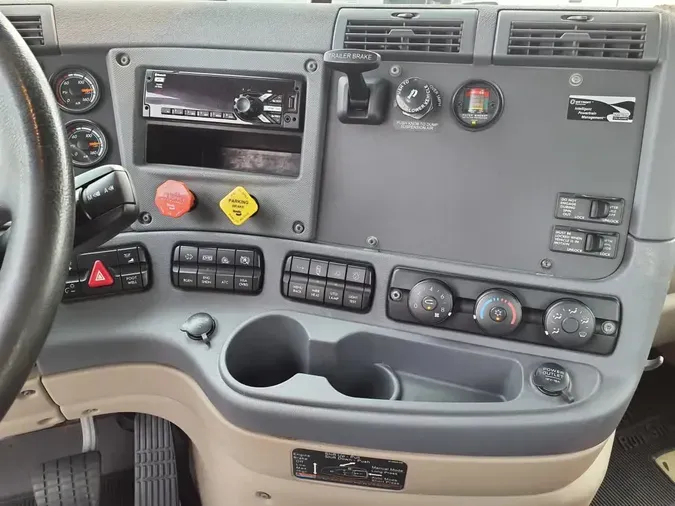 2019 FREIGHTLINER/MERCEDES CASCADIA 1252b1018a37d69a6d7cf807a0c55f649b7