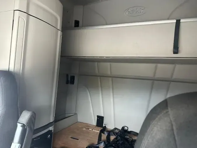 2021 Peterbilt 579