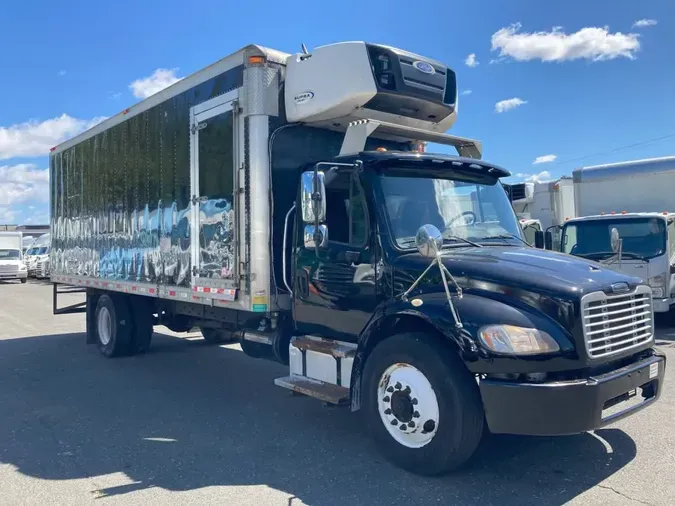 2017 FREIGHTLINER M2 106