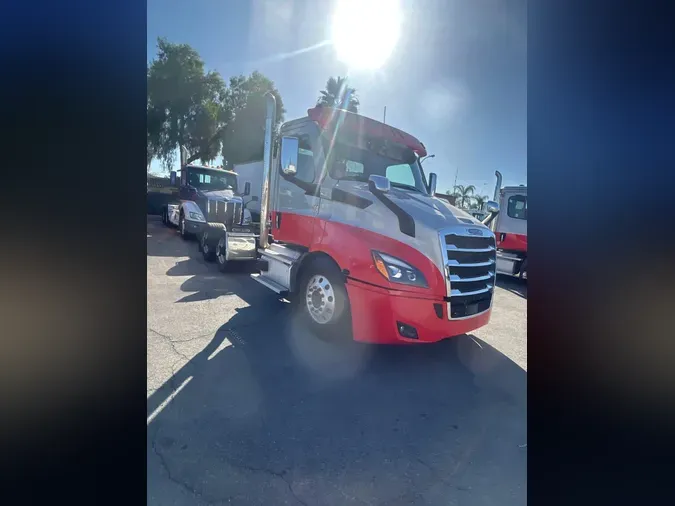 2022 FREIGHTLINER/MERCEDES NEW CASCADIA 1162b13e721c4b300f6dec75bac7763e803
