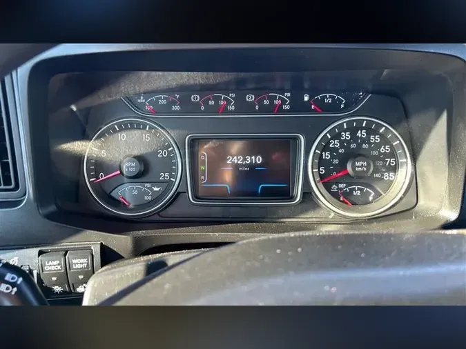 2020 INTERNATIONAL RH613