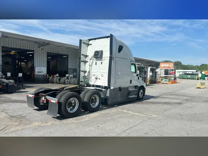 2022 Freightliner Cascadia 1262b21e362663505325a4eaa851f4c89b2
