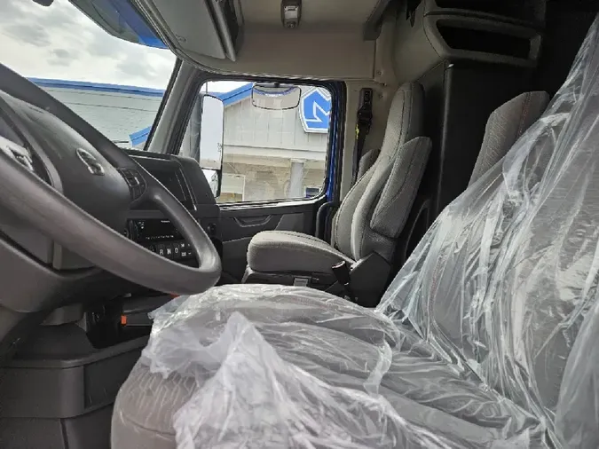 2021 VOLVO VNL64T7602b223228ef0c690c5539be5bbd9411b3