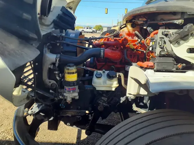 2019 FREIGHTLINER/MERCEDES M2 106