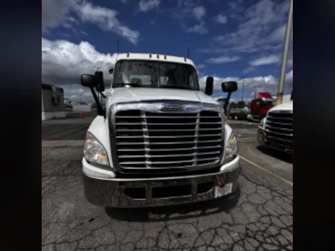 2018 FREIGHTLINER CASCADIA 125