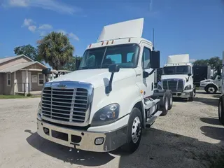 2018 FREIGHTLINER/MERCEDES CASCADIA 125