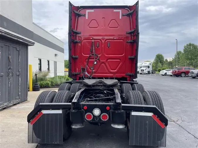 2020 FREIGHTLINER CASCADIA