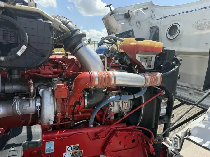 2024 Peterbilt 567