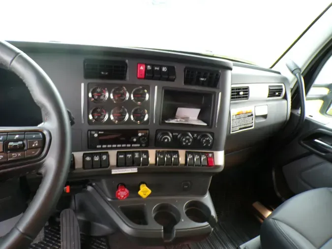 2026 Kenworth T880 Short Hood