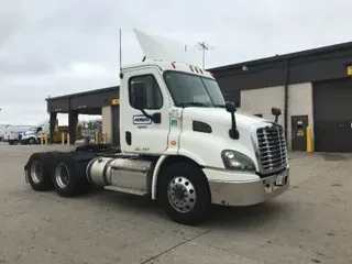 2016 FREIGHTLINER X11364ST