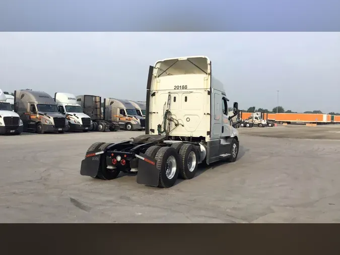 2020 Freightliner Cascadia