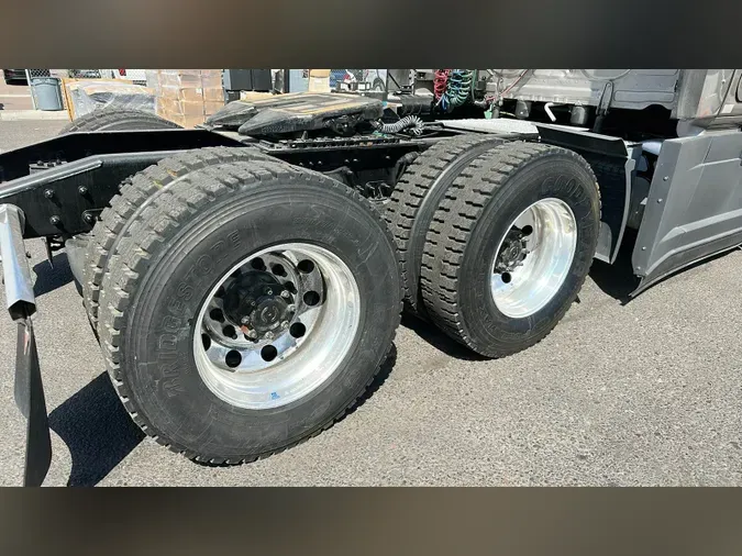 2024 Freightliner Cascadia 126
