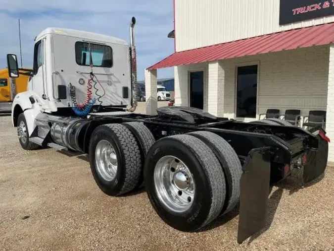 2020 Kenworth T880