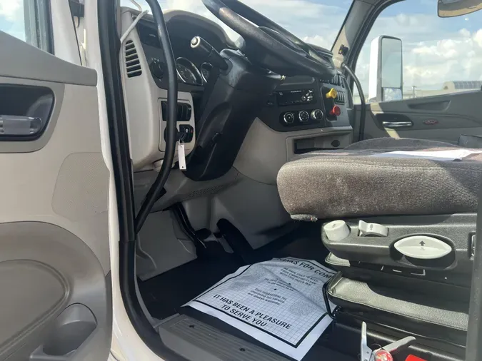 2019 Peterbilt 579