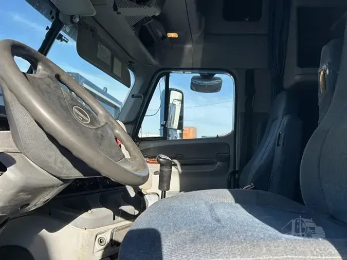 2009 FREIGHTLINER CENTURY 1202b2f5461538829555f4bf3b1fd8ad47f