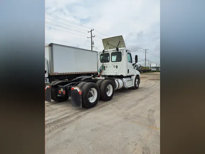 2019 FREIGHTLINER/MERCEDES NEW CASCADIA PX12664